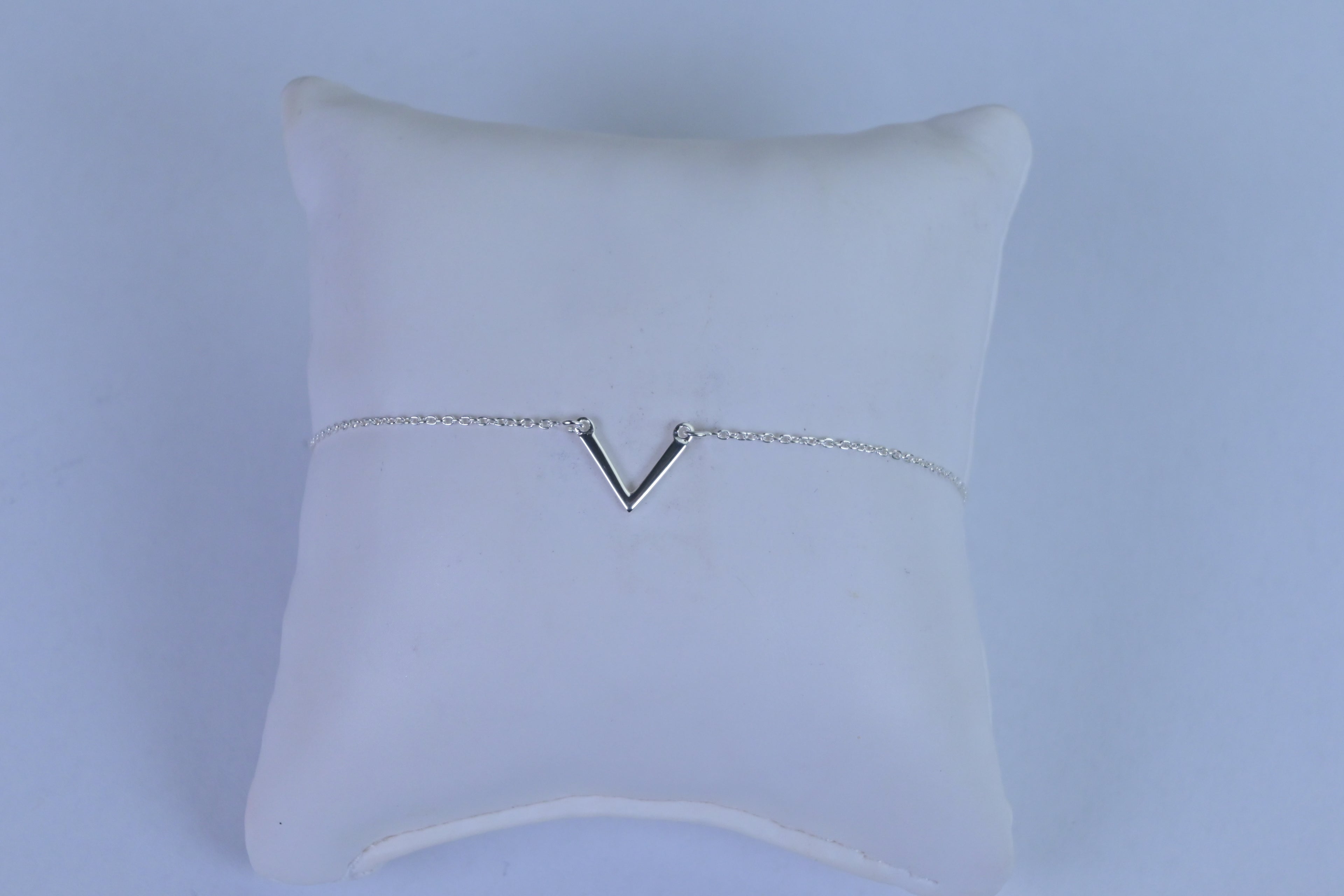 Strict V Bracelet Silver