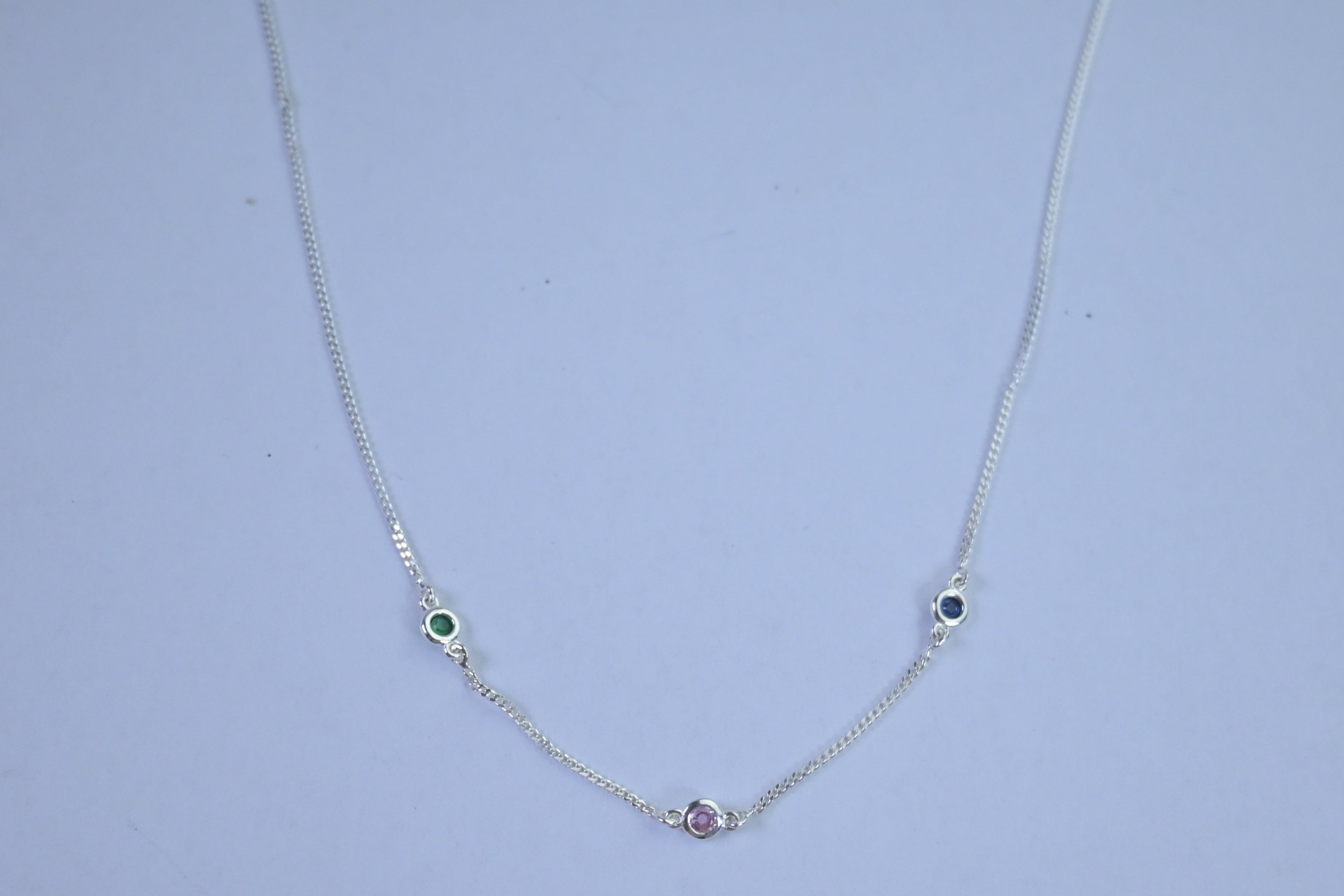 Treasure Shimmer Necklace Silver