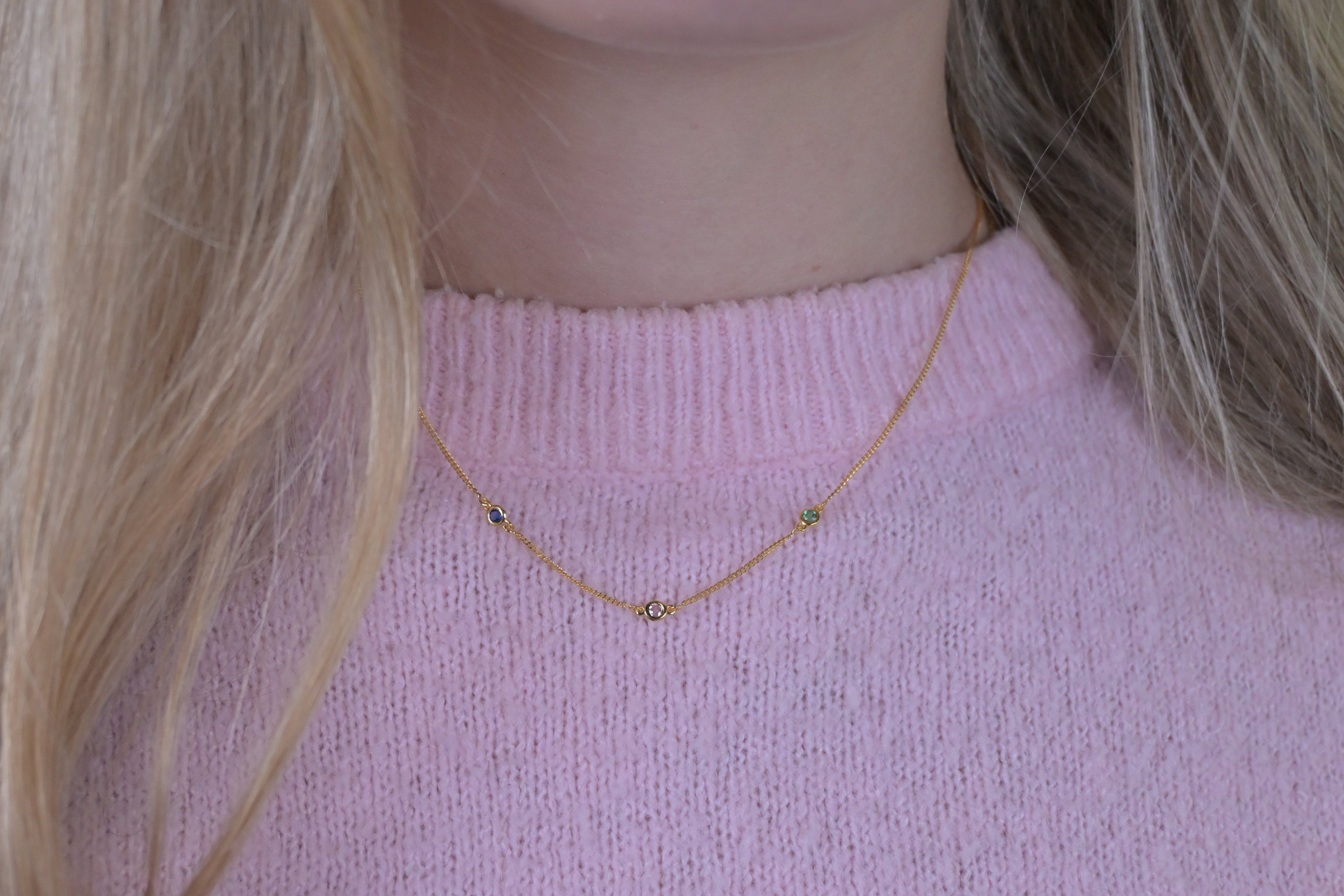 Treasure Shimmer Necklace Gold