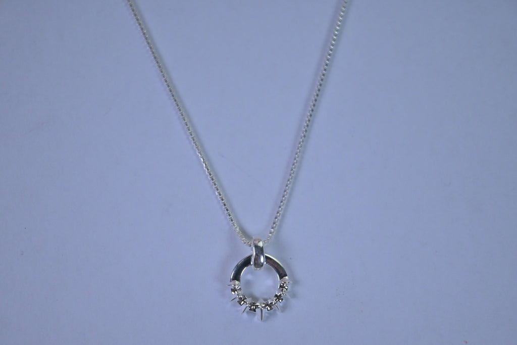 Uma Circle Necklace Silver